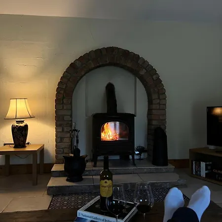 Daisys Rest * Redcross