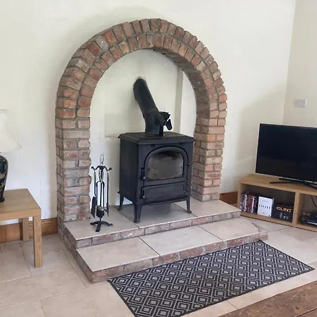 Daisys Rest Redcross